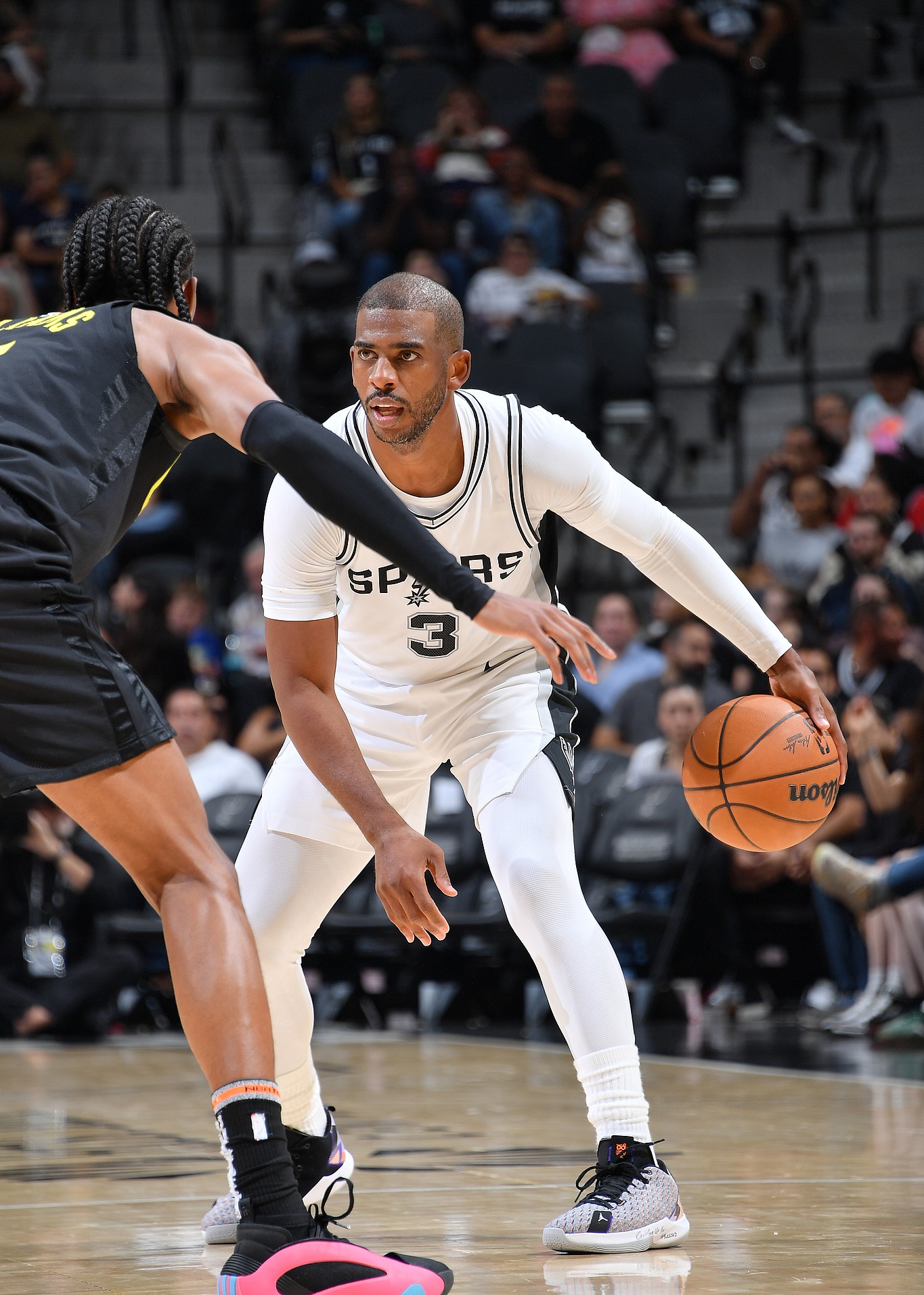 爱游戏-冲刺阶段欧超杯焦点战圣安东尼奥马刺围绕中超队长鼓劲，窗口期芝加哥公牛备战法国杯瞬间刷屏的简单介绍